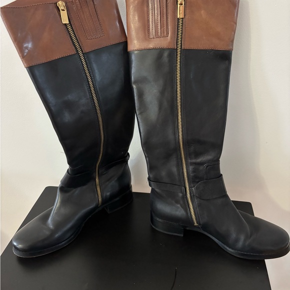 Michael Kors Black and Tan Boots with Gold Logo - Picture 2 of 5